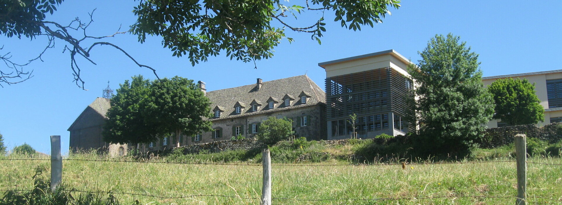 Mairie de SALERS - Cantal ~ Ville de Salers 