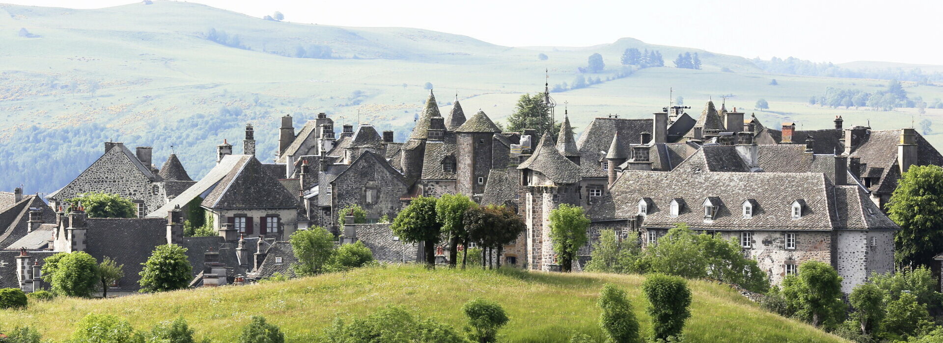 Mairie de SALERS - Cantal ~ Ville de Salers 