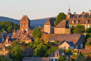 CANTAL : VIVRE A SALERS