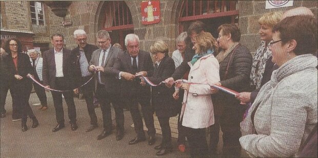 INAUGURATION DU NOUVEL ACCUEIL DE LA MAIRIE ET DE L'OFFICE DU TOURISME