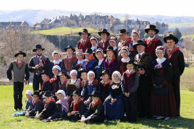 LA CITE MEDIEVALE VIVRA LE 15 AOUT AUX RYTHMES DU FOLKLORE