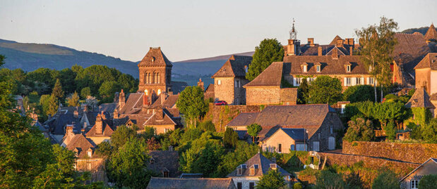 CANTAL : VIVRE A SALERS