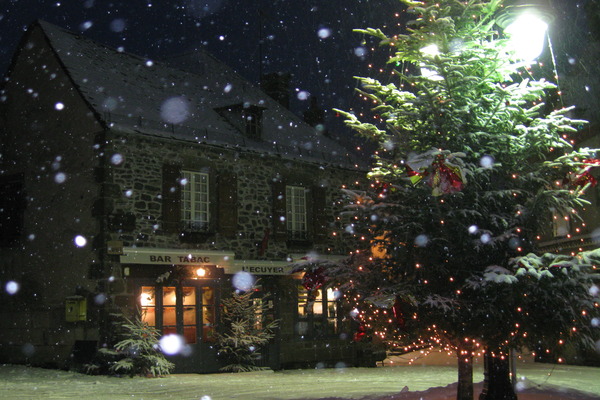 Salers, marché de Noël (Laporte M-L)